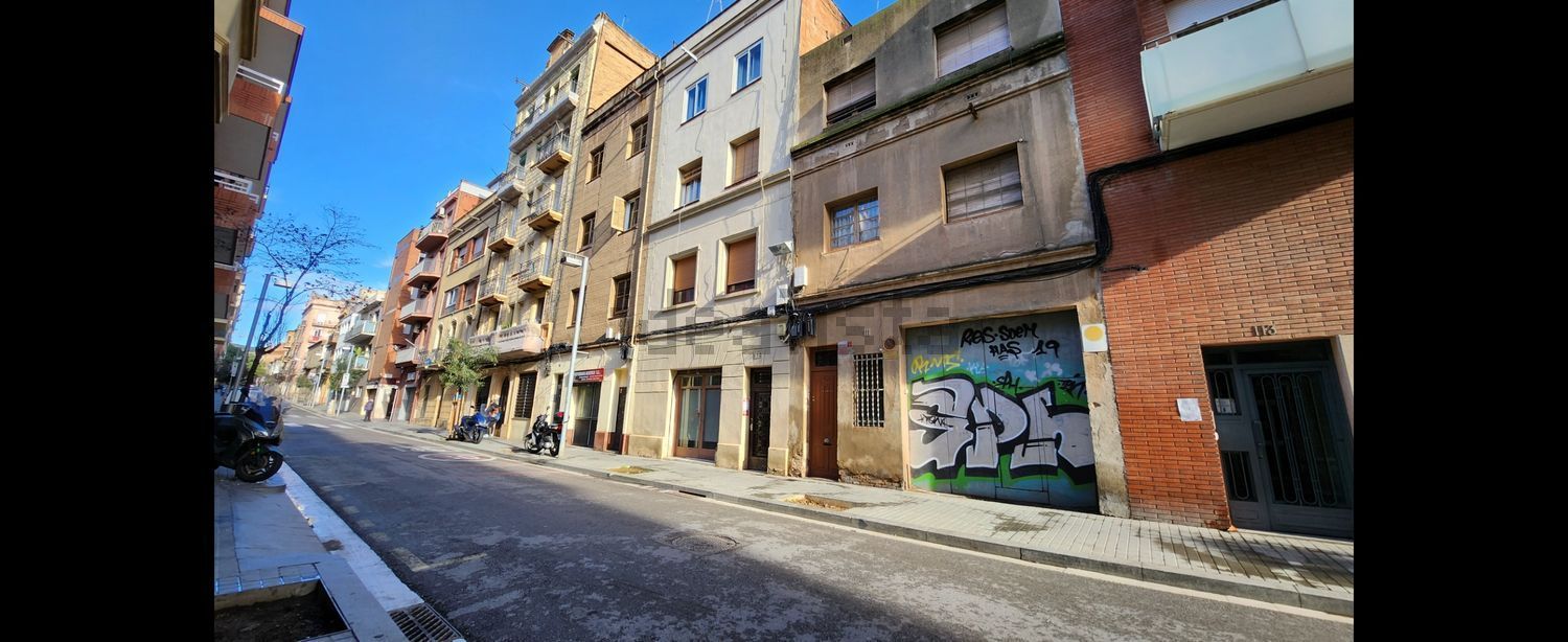Chalet adosado en venta en calle de Sugranyes (1)-1166-3.jpg