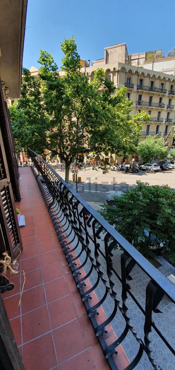 Piso en venta en calle del Comte d'Urgell (1)-1349-3.jpg