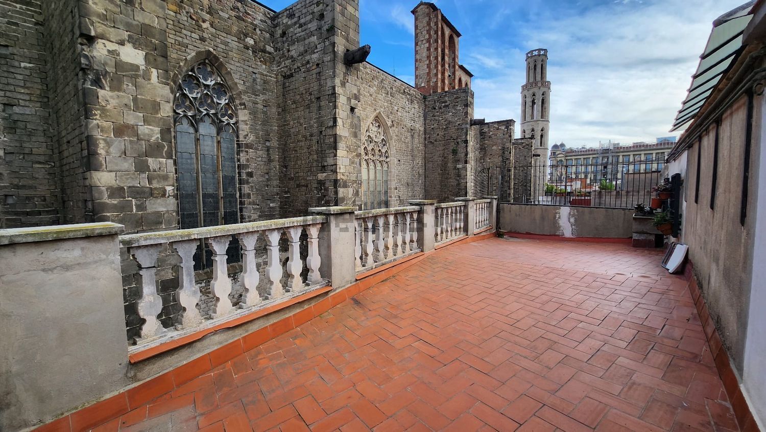 Piso en venta en calle dels Sombrerers (60).jpg