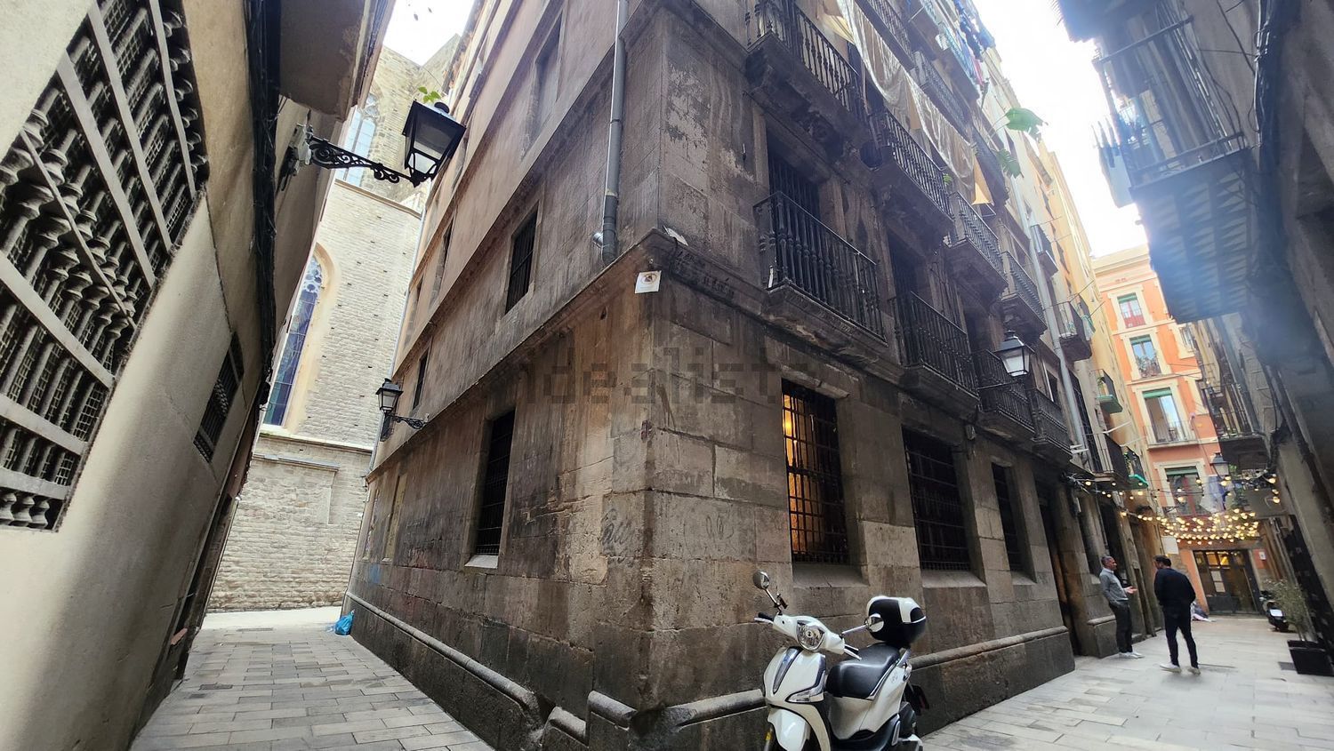 Piso en venta en calle dels Sombrerers (75).jpg