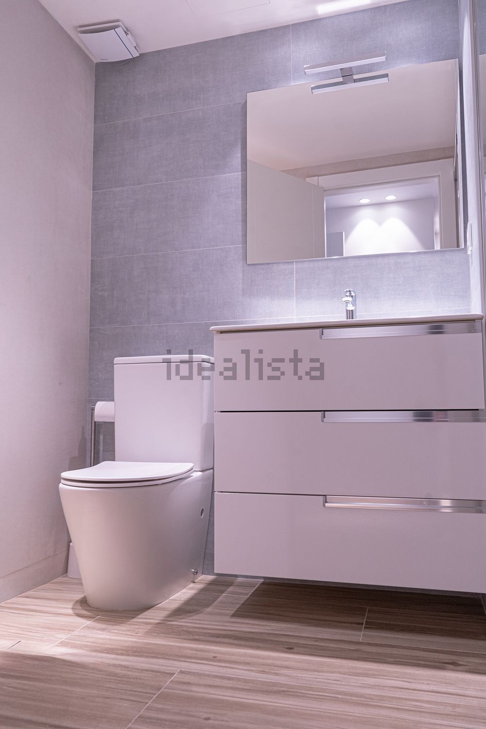 Ático en venta en Calle Pintor Marià Carbonellopis (23).jpg