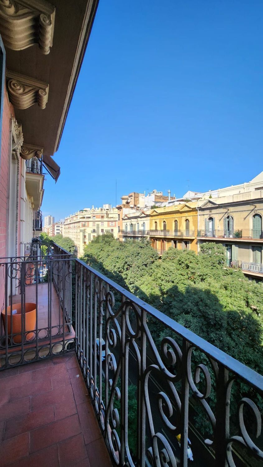 Piso en venta en Calle d'Aragó (5).jpg