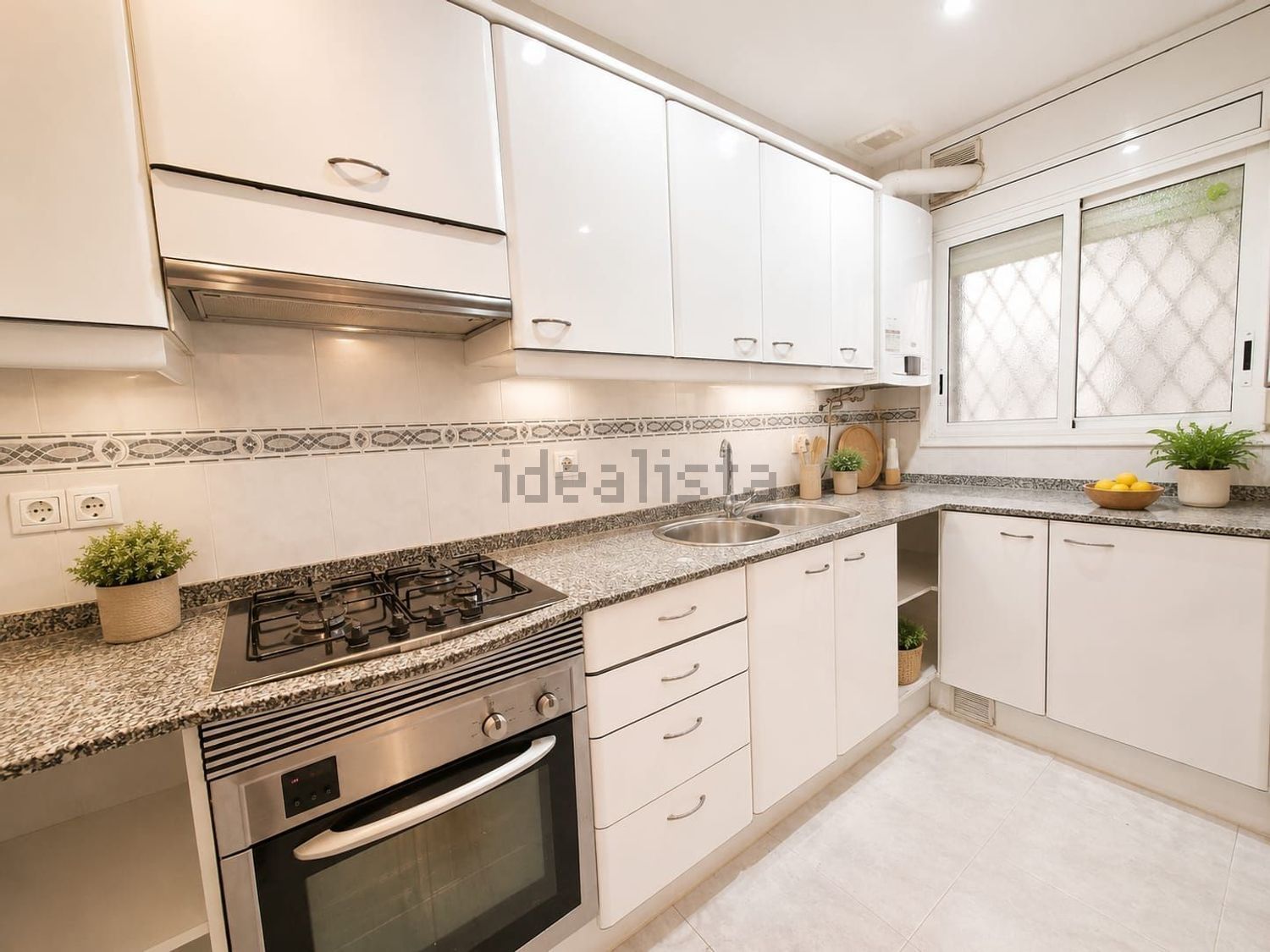Piso en venta en Calle de l'Atlàntida (3).jpg