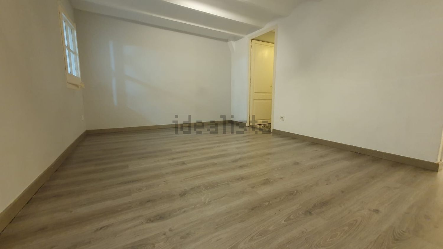 Piso en venta en Calle del Consell de Cent (6).jpg