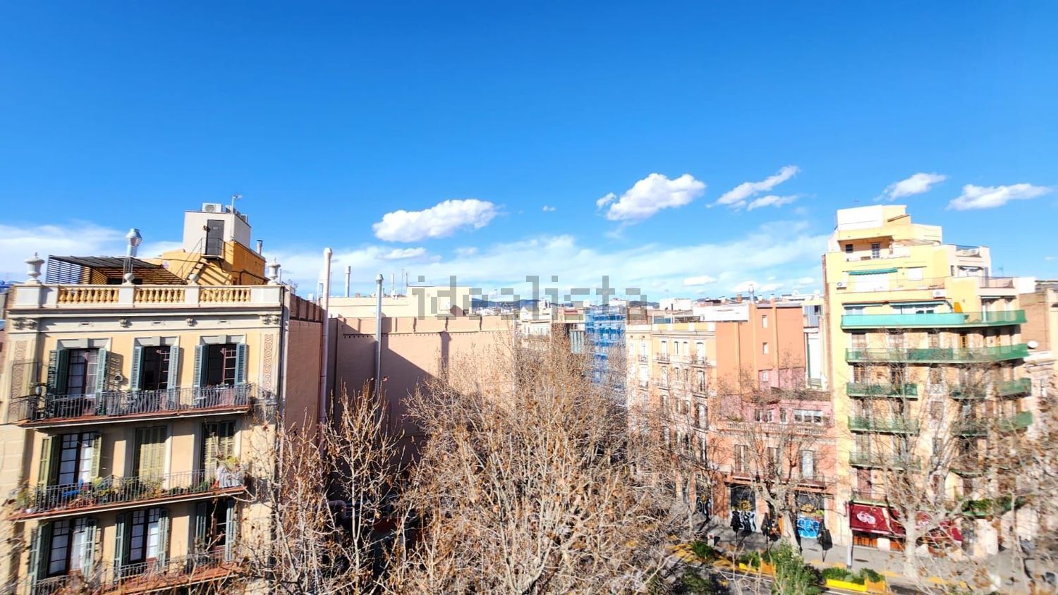 Piso en venta en Calle del Parlament (26).jpg