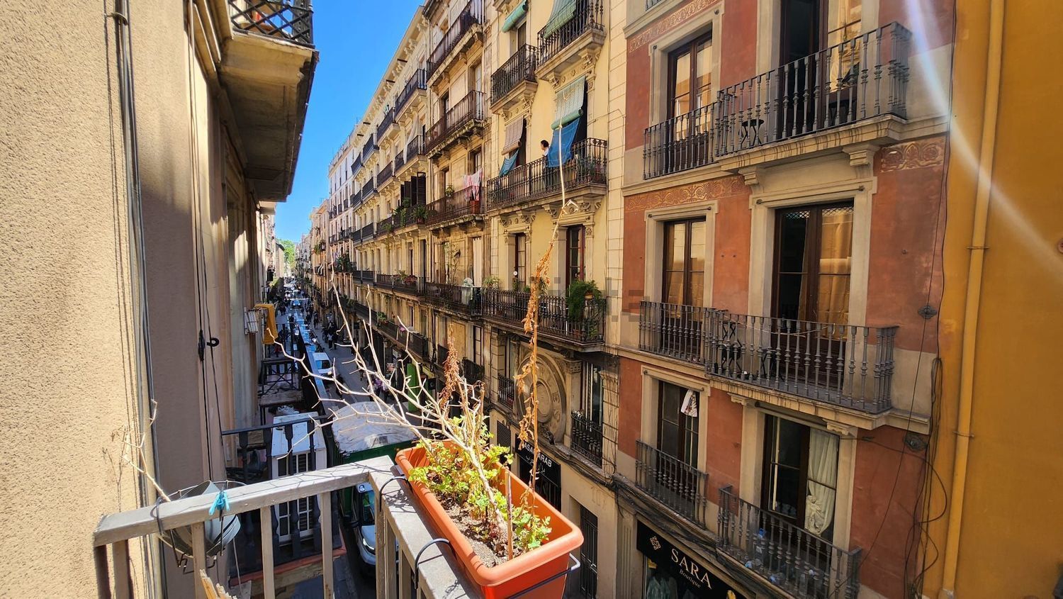 Piso en venta en calle de l'Hospital (6).jpg